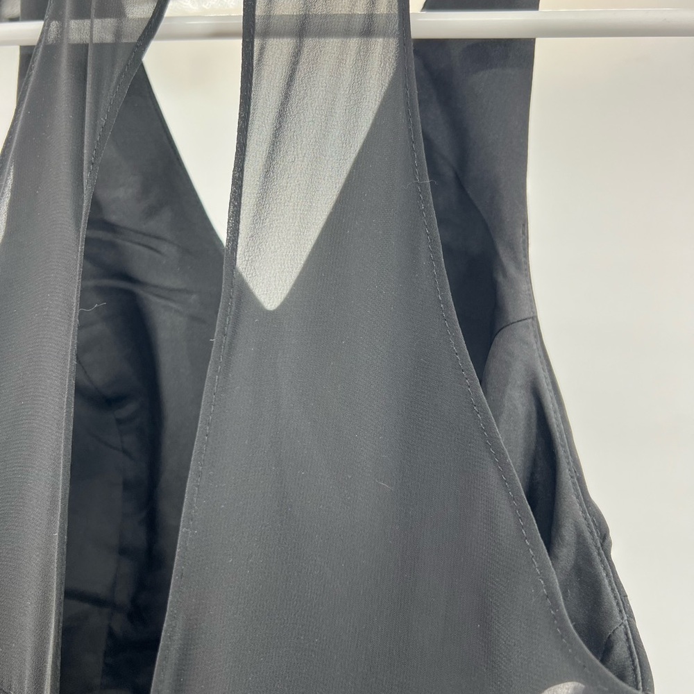 Azazie chiffon pleated black A2 keyhole mesh back slit floor length vneck halter - Picture 8 of 11
